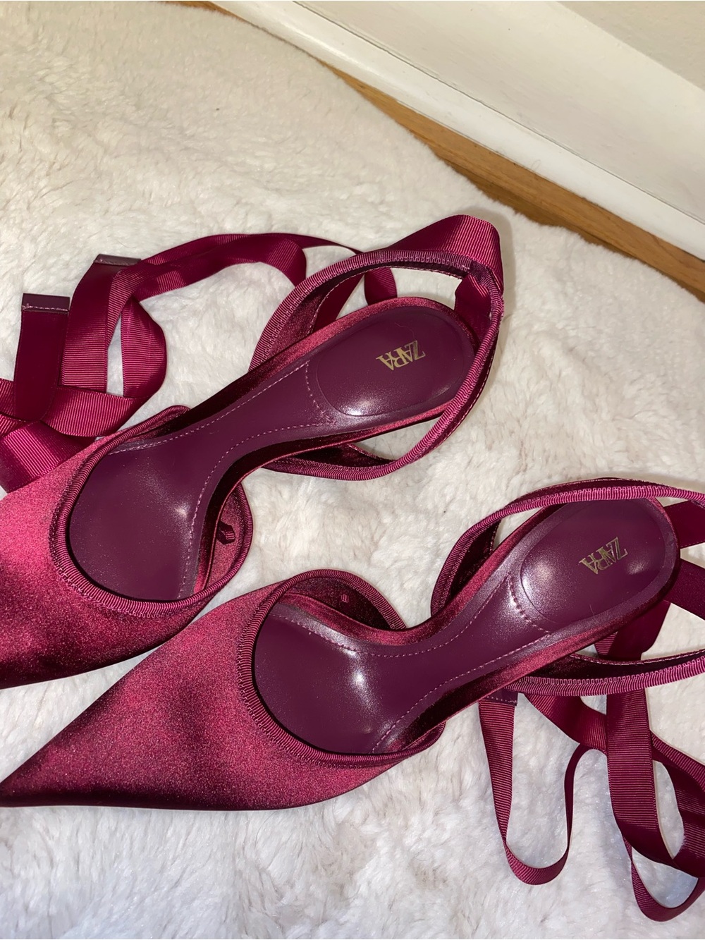 ZARA Wine Plum Fuchsia Satin Pointed Lace-Up Heels, wedding guest, sleek, 9, 40